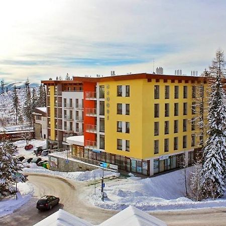 Apartment With Mountain View In Hotel Crocus, Strbske Pleso Exterior photo