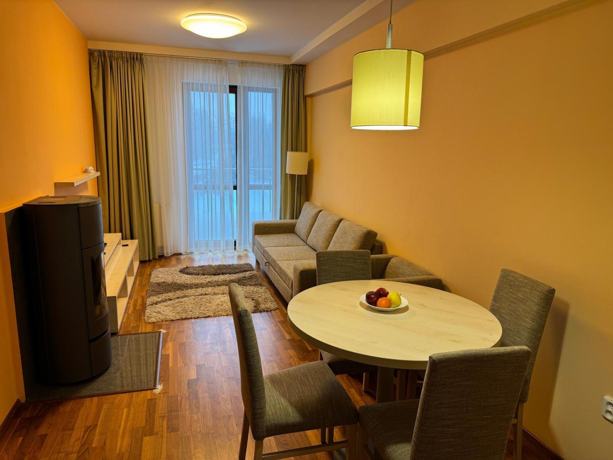 Apartment With Mountain View In Hotel Crocus, Strbske Pleso Exterior photo